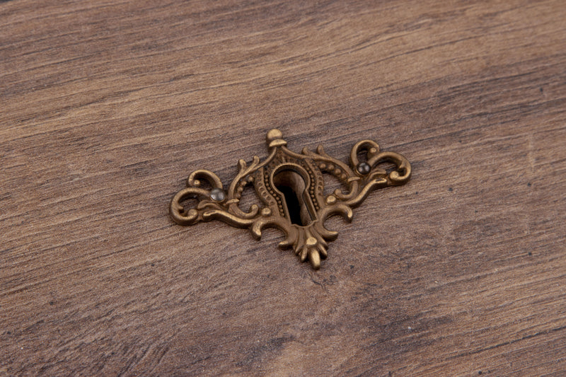 Ornate Antique Brass Keyhole Cover | 2" x 1-1/4"